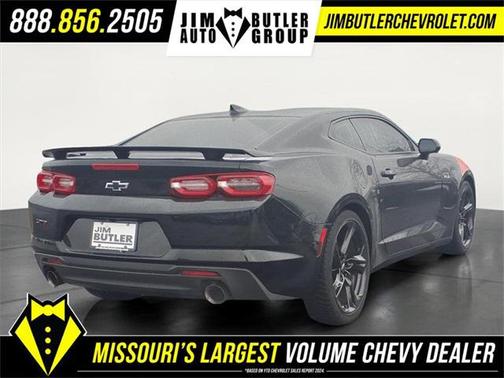 2021 Chevrolet Camaro RWD Coupe LT1