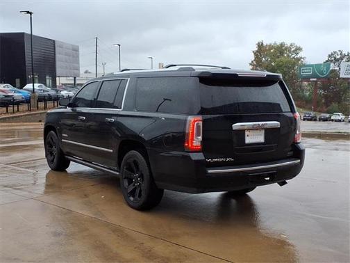 2017 GMC Yukon XL Denali