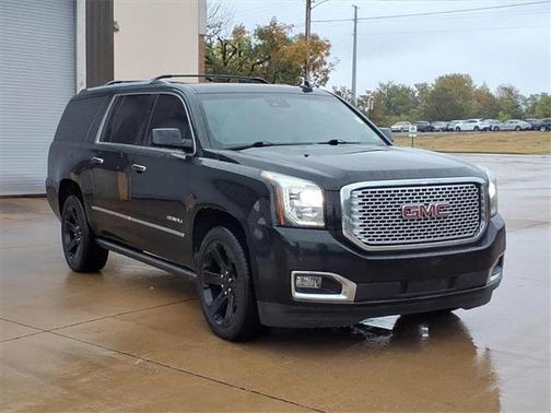 2017 GMC Yukon XL Denali