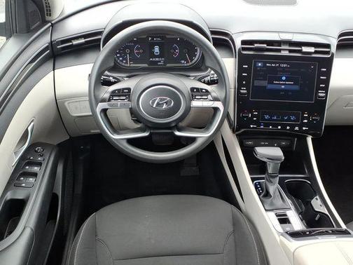 Shimmering Silver 2024 Hyundai TUCSON SEL