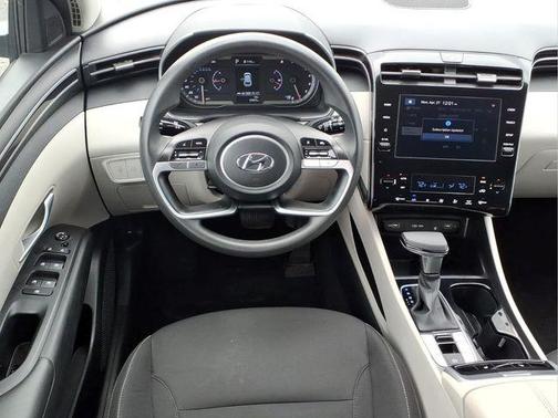 Shimmering Silver 2024 Hyundai TUCSON SEL