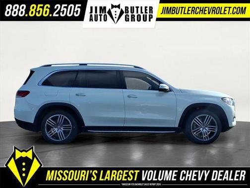 MANUFAKTUR Diamond White Metallic 2022 Mercedes-Benz GLS 450 4MATIC