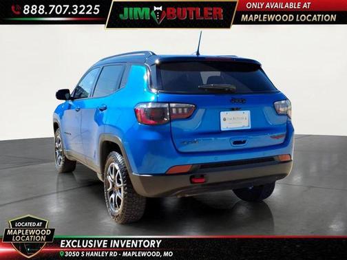 Hydro Blue Pearlcoat 2025 Jeep Compass Trailhawk
