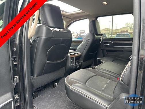 2022 RAM 2500 Laramie Crew Cab 4x4 6'4' Box