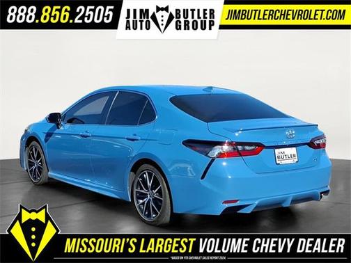 2024 Toyota Camry SE