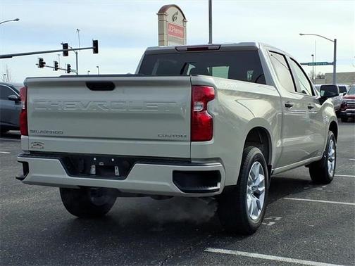 2026 Chevrolet Silverado 1500 Custom