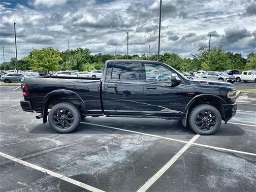 2021 RAM 2500 Laramie Crew Cab 4x4 6'4' Box
