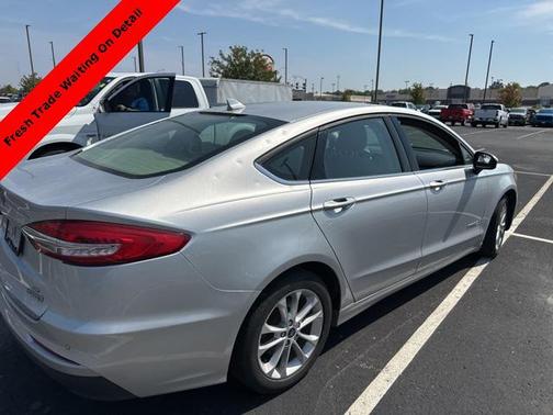 2019 Ford Fusion Hybrid SE