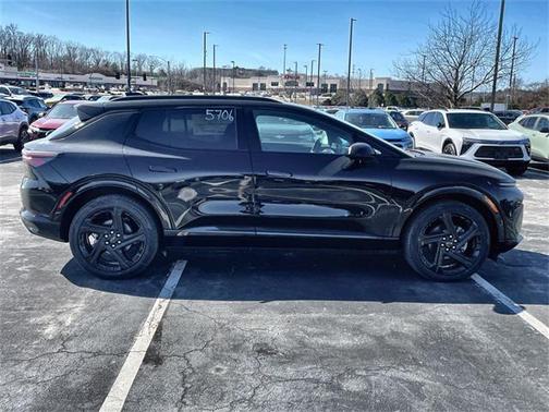 2025 Chevrolet Equinox EV RS