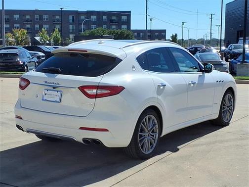 2019 Maserati Levante Base