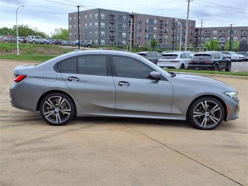 2023 BMW 330 xDrive