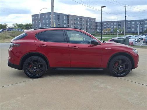 2024 Alfa Romeo Stelvio Veloce AWD