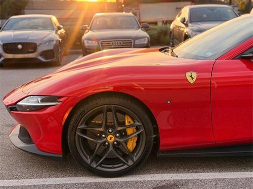 2021 Ferrari Roma Base