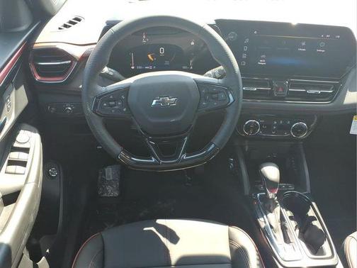 Sterling Gray Metallic 2026 Chevrolet Trailblazer RS