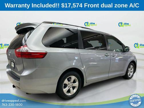 2017 Toyota Sienna LE