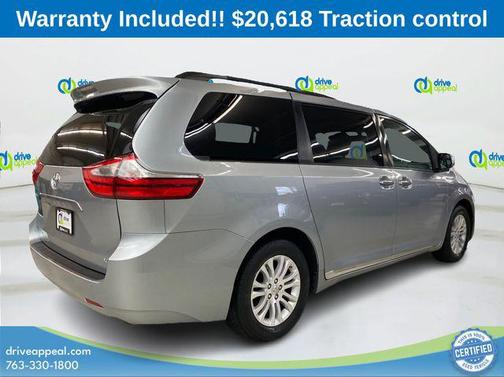 2017 Toyota Sienna XLE