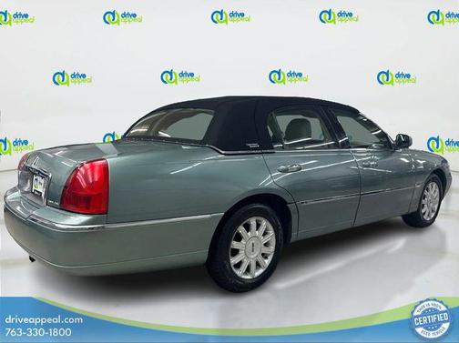 2006 Lincoln Town Car Signature