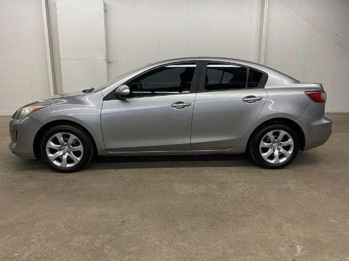 2013 Mazda Mazda3 i SV