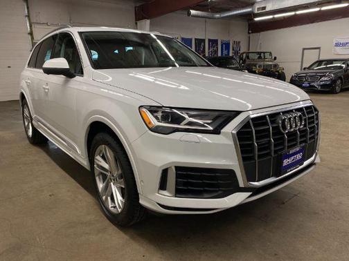 2020 Audi Q7 55 Premium Plus