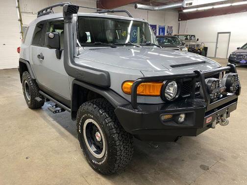 2013 Toyota FJ Cruiser Base