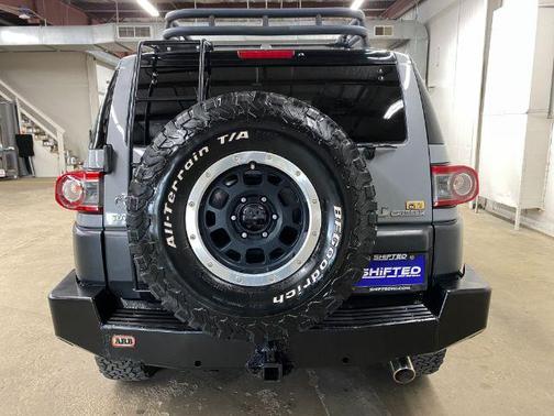 2013 Toyota FJ Cruiser Base