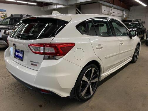 2017 Subaru Impreza 2.0i Sport