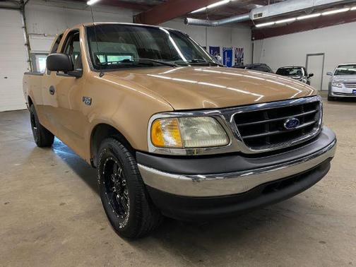 2001 Ford F-150 XLT