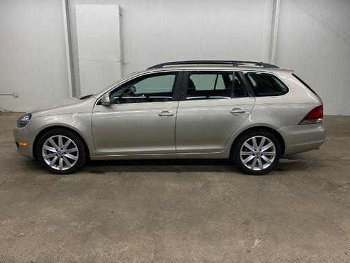 2012 Volkswagen Jetta SportWagen TDI