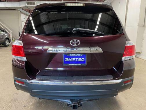 Sizzling Crimson Mica 2012 Toyota Highlander SE