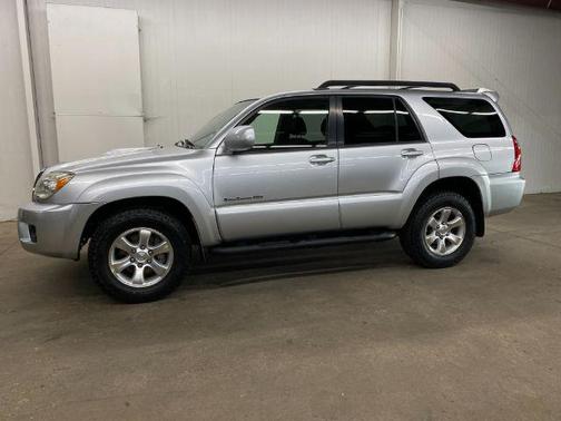 Titanium Metallic 2008 Toyota 4Runner Sport V8