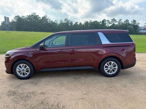 Flare Red 2023 Kia Carnival LX