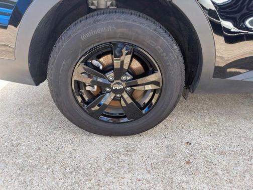 Ebony Black 2025 Kia Sorento LX