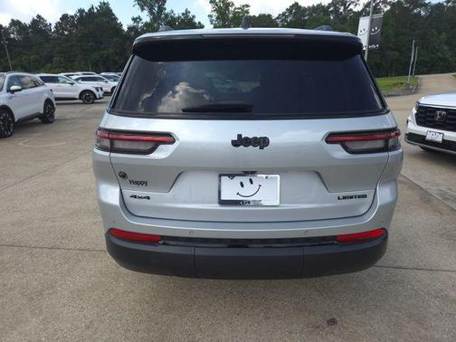 Silver Zynith 2024 Jeep Grand Cherokee L Limited