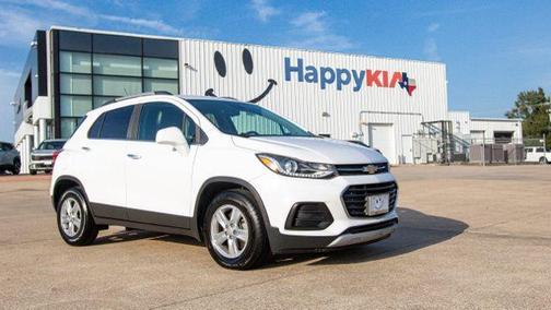 Summit White 2019 Chevrolet Trax LT