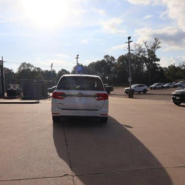 Platinum White Pearl 2024 Honda Odyssey Touring
