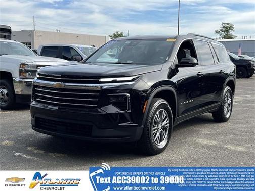 2025 Chevrolet Traverse LT
