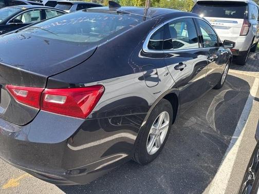 2022 Chevrolet Malibu 1LS