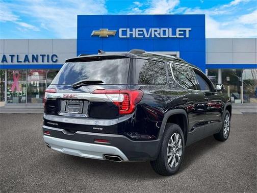 2022 GMC Acadia SLT