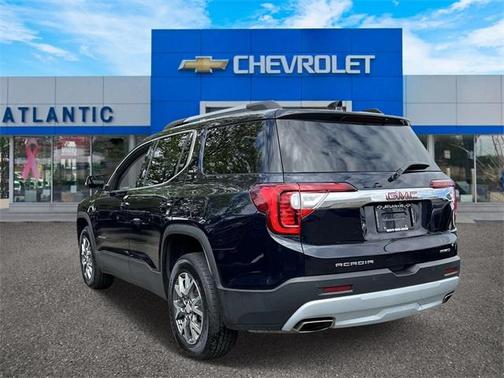 2022 GMC Acadia SLT