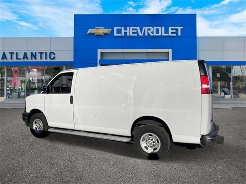 2024 Chevrolet Express 2500 Work Van