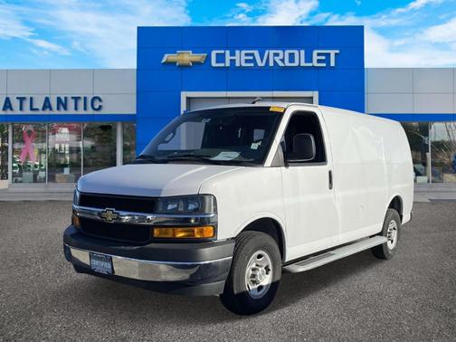 2024 Chevrolet Express 2500 Work Van