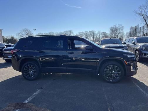 2022 Chevrolet Traverse RS