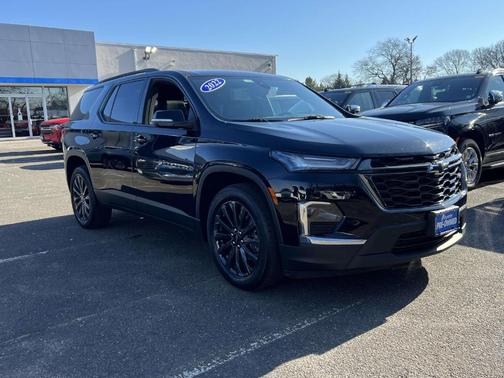 2022 Chevrolet Traverse RS