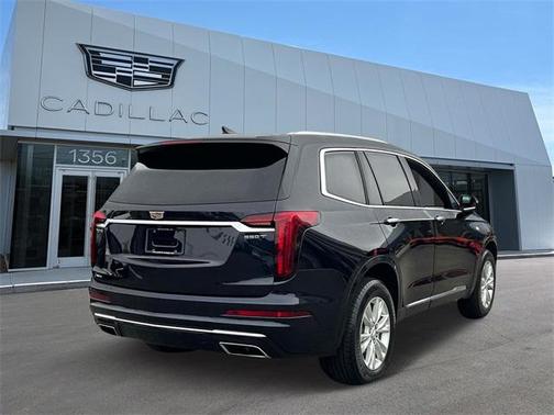 2022 Cadillac XT6 Luxury AWD
