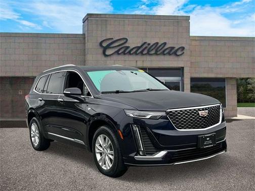2022 Cadillac XT6 Luxury AWD