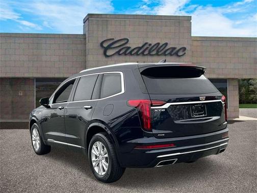 2022 Cadillac XT6 Luxury AWD