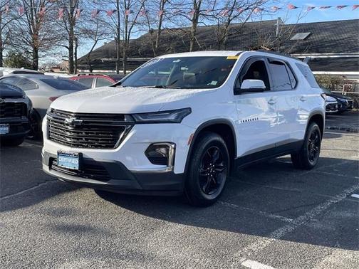 2022 Chevrolet Traverse LT Leather