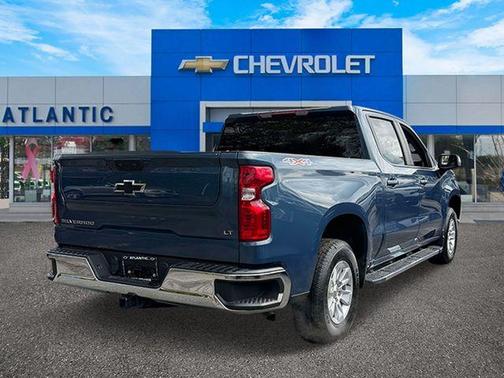 Lakeshore Blue 2024 Chevrolet Silverado 1500 LT