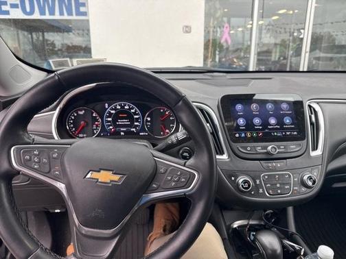 2023 Chevrolet Malibu 2LT