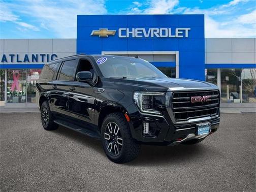 2022 GMC Yukon XL AT4